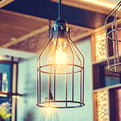 明かりが点いているもの